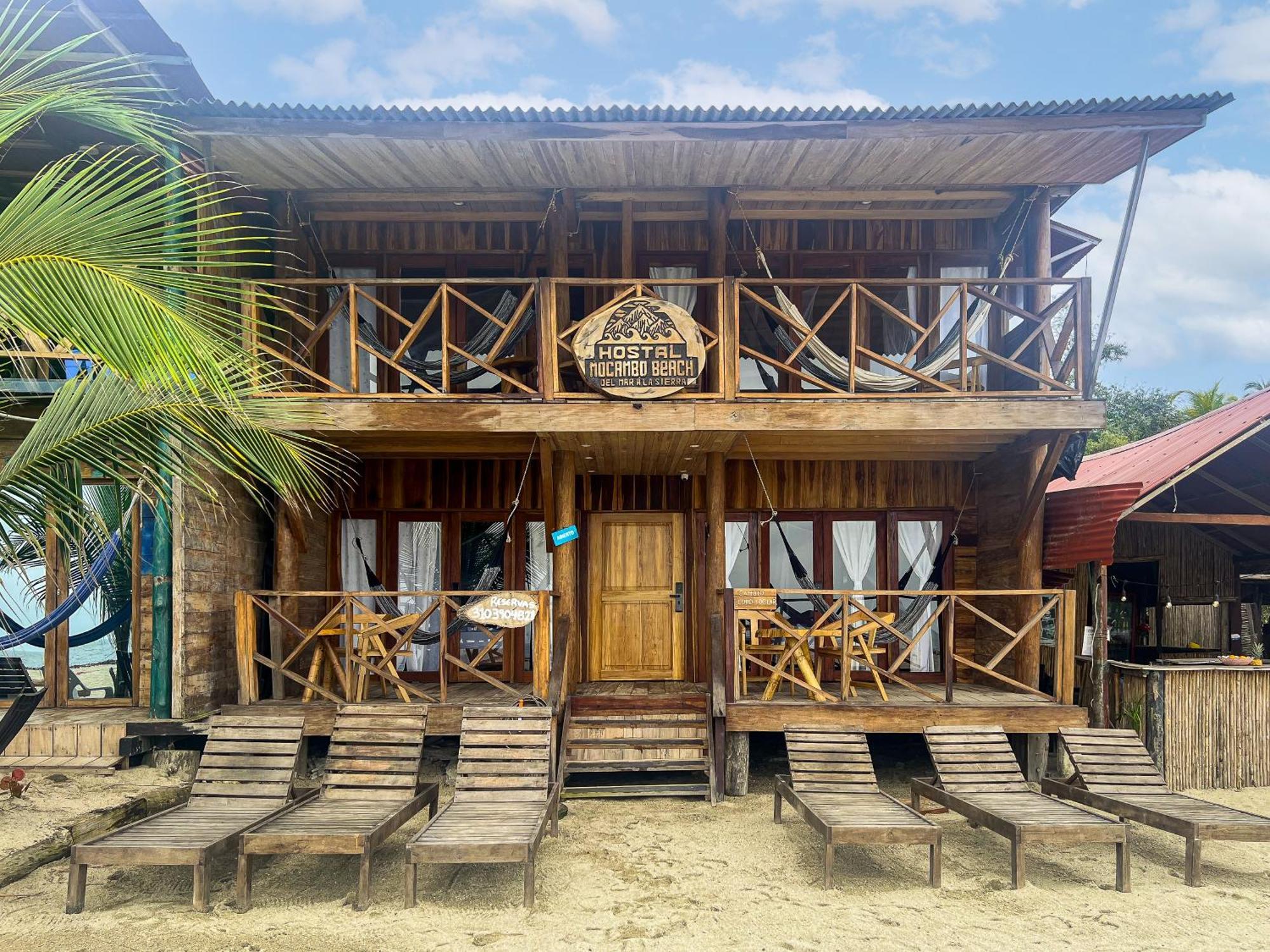 Hostal Mocambo Beach Guachaca Exterior photo